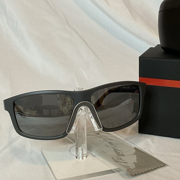 Prada Linea Rossa SPS02X UFK07H Sunglasses Men's Grey Rubber/Polarized 60-15-145 - Picture 2 of 9